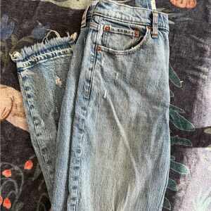 Abercrombie & Fitch High Rise Mom Jeans